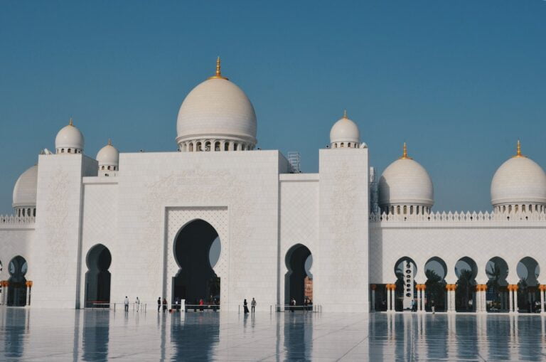 Things To Do On A Layover At Abu Dhabi Airport