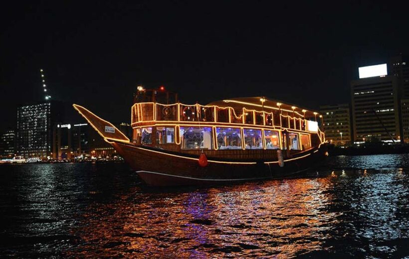 Dhow Cruise Dinner in Dubai Creek