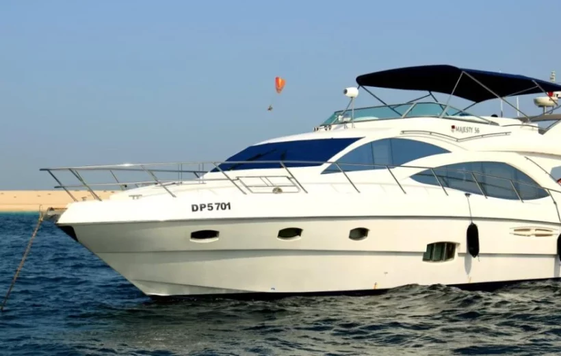 Private Luxury Yacht Cruising 56Ft