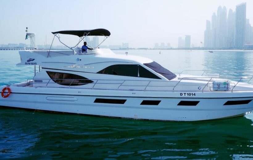 Private Luxury Yacht Cruising 66 Ft