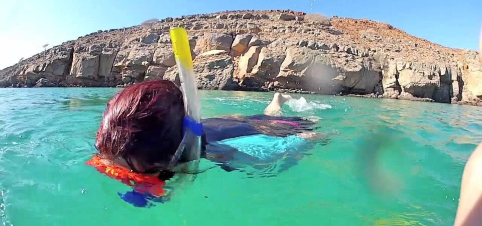 Oman musandam dibba day cruise snorkeling