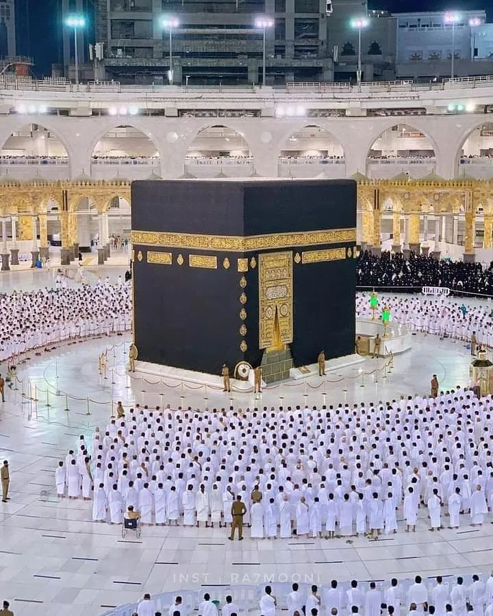 Performing Umrah in Makkah